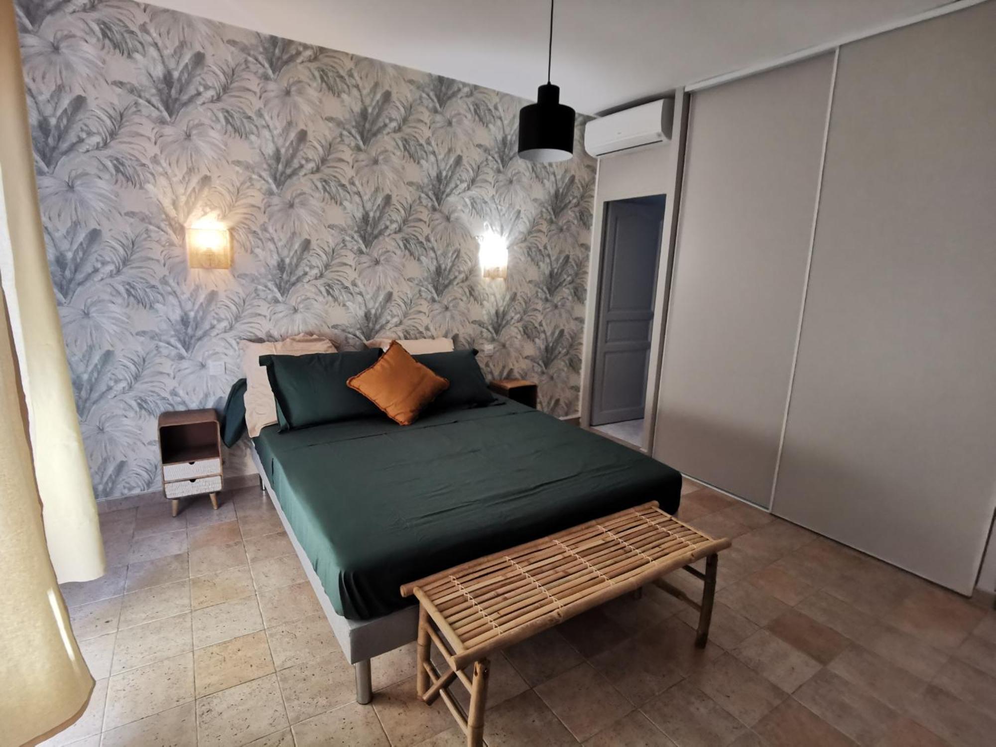Le Loriot Villa Auriol Exteriör bild