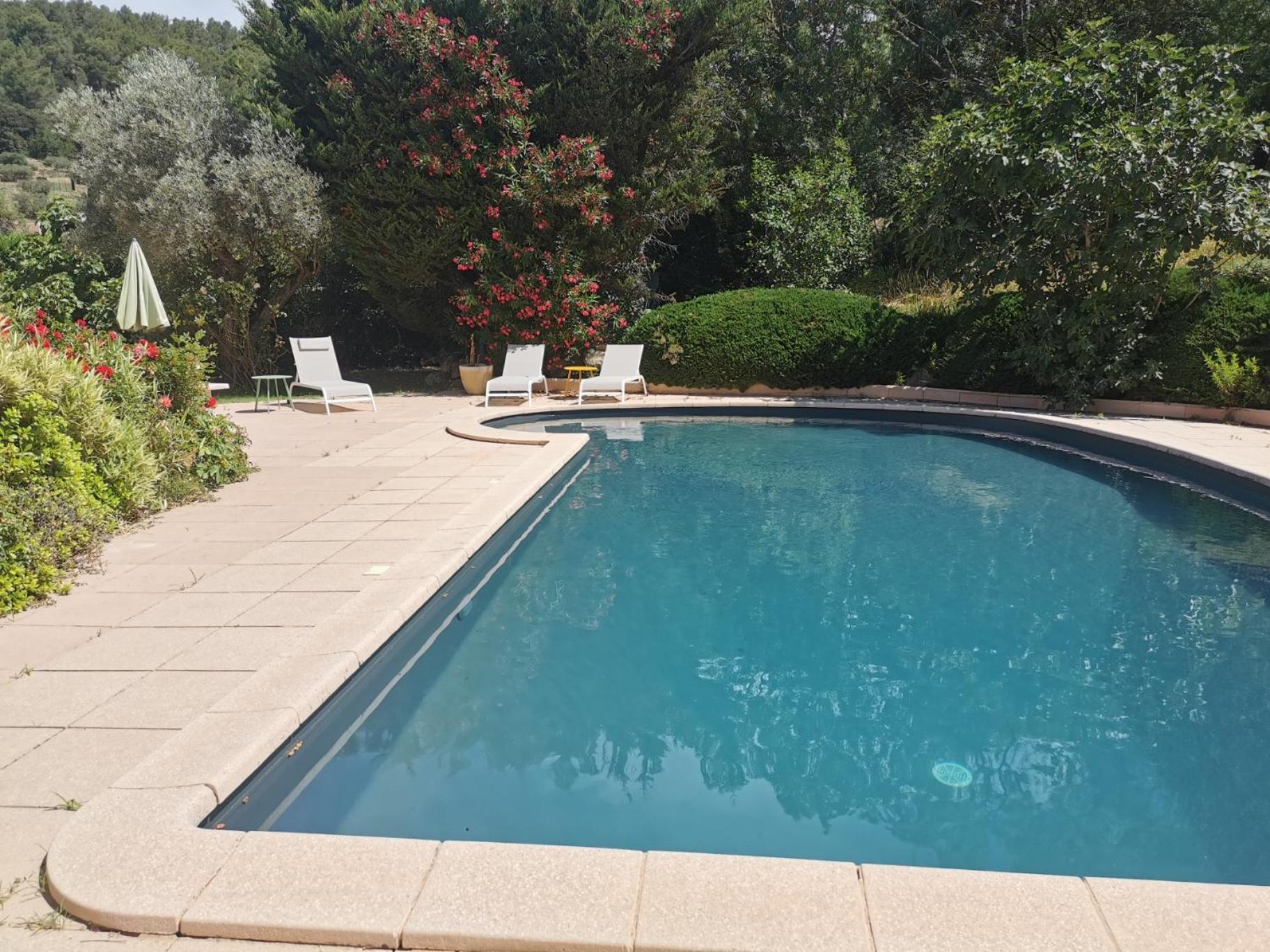 Le Loriot Villa Auriol Exteriör bild
